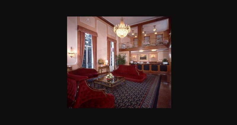 Hotel Regina Olga Lake Como Exteriör bild